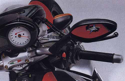 Изящество мощи. MV AGUSTA F4 Brutale 1078RR, стритфайтер.